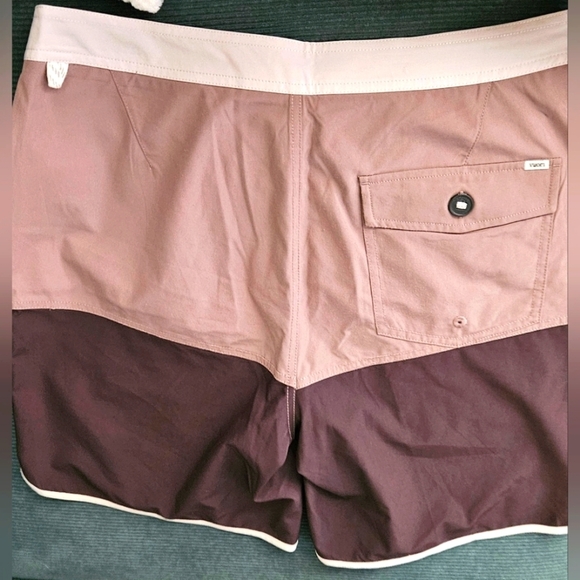 Cruise Boardshort - Picture 5 of 8